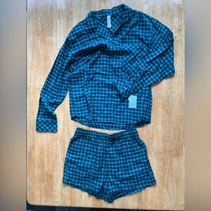 NWT 2 piece pajama set